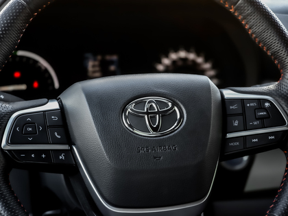 used 2024 Toyota Sienna car, priced at $60,995