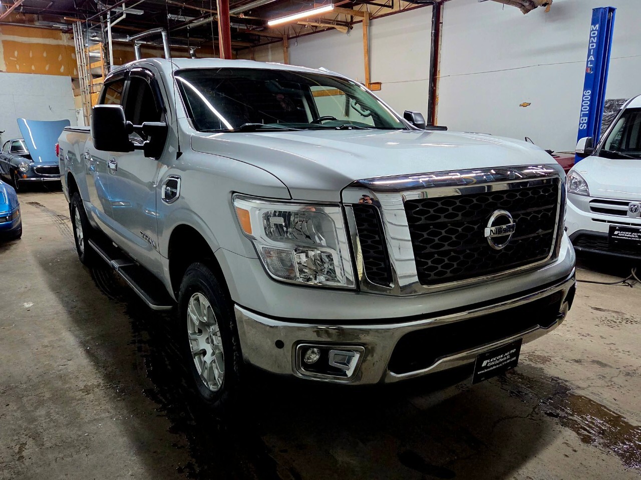 2017 Nissan Titan