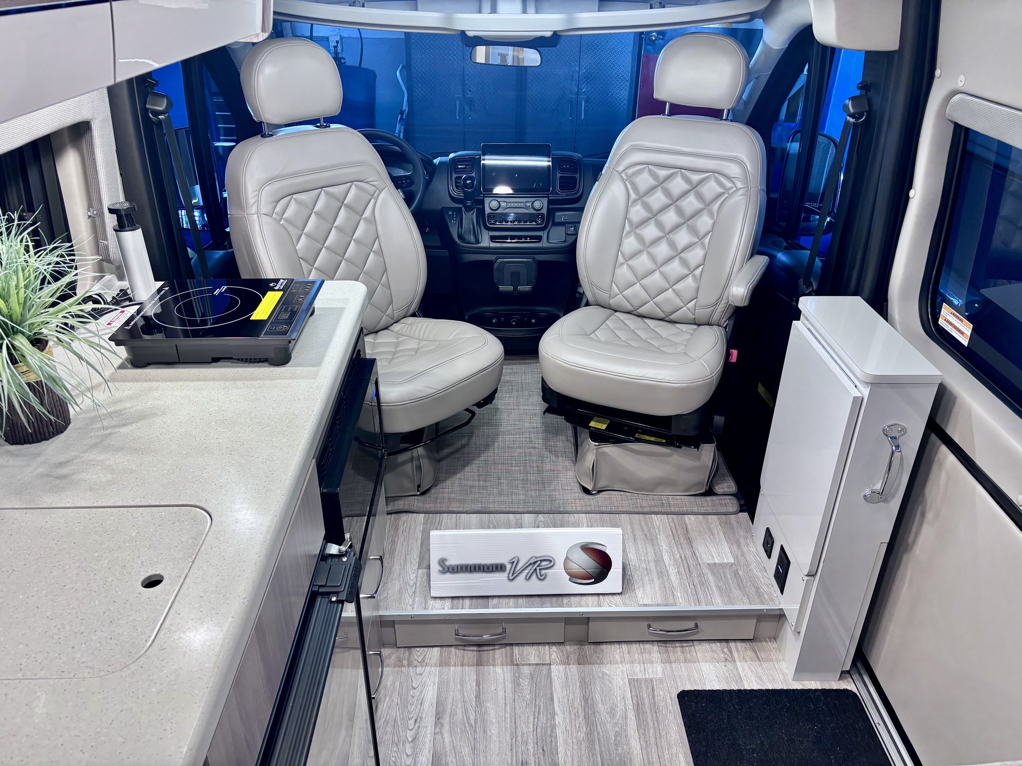 2024 Thor SEQUENCE 20L