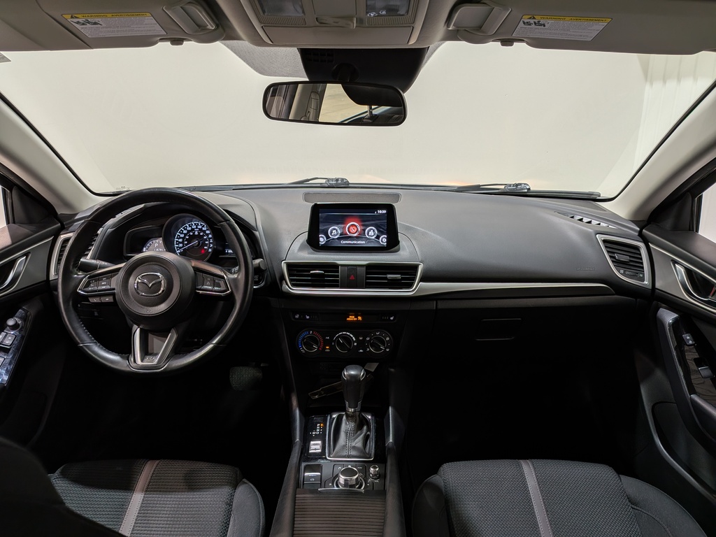 Mazda Mazda3 2018