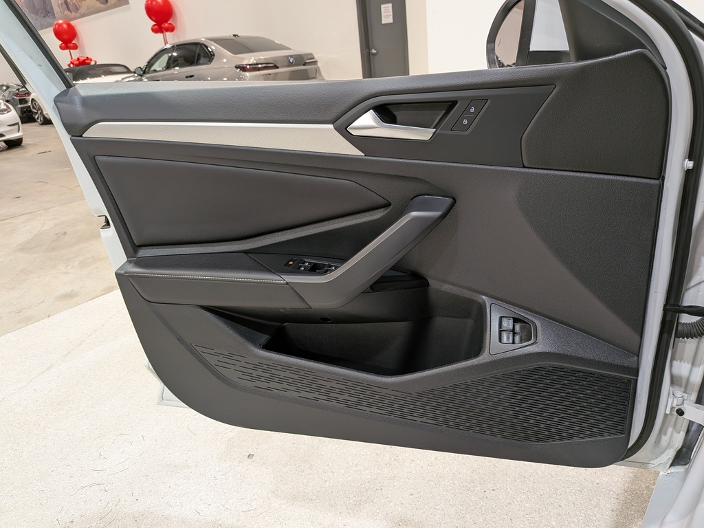 Volkswagen Jetta 2024