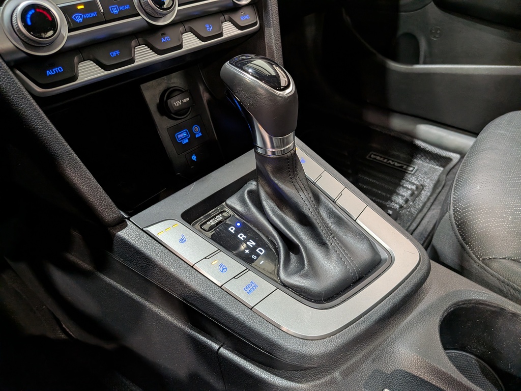 Hyundai Elantra 2020