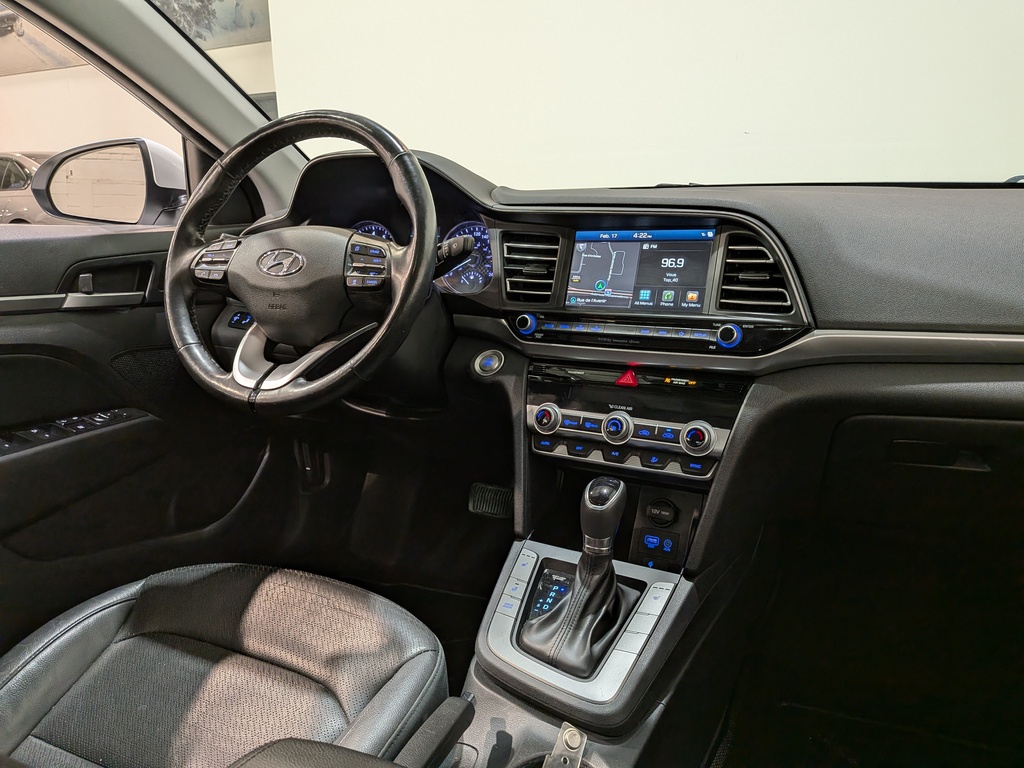 Hyundai Elantra 2020