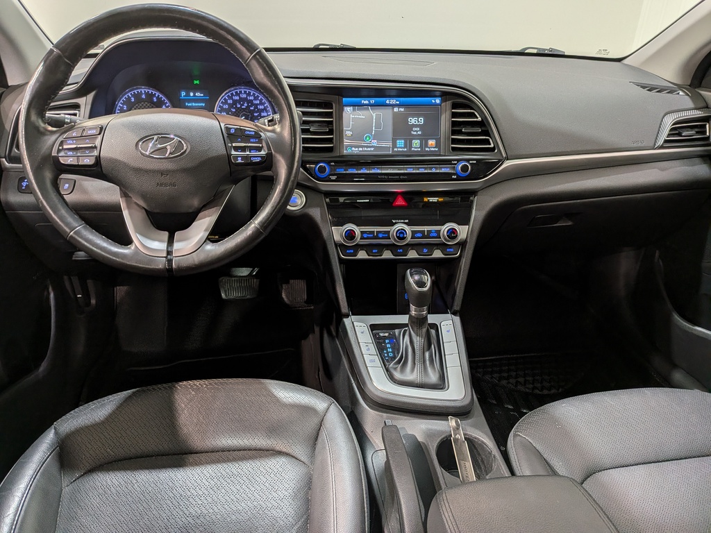 Hyundai Elantra 2020