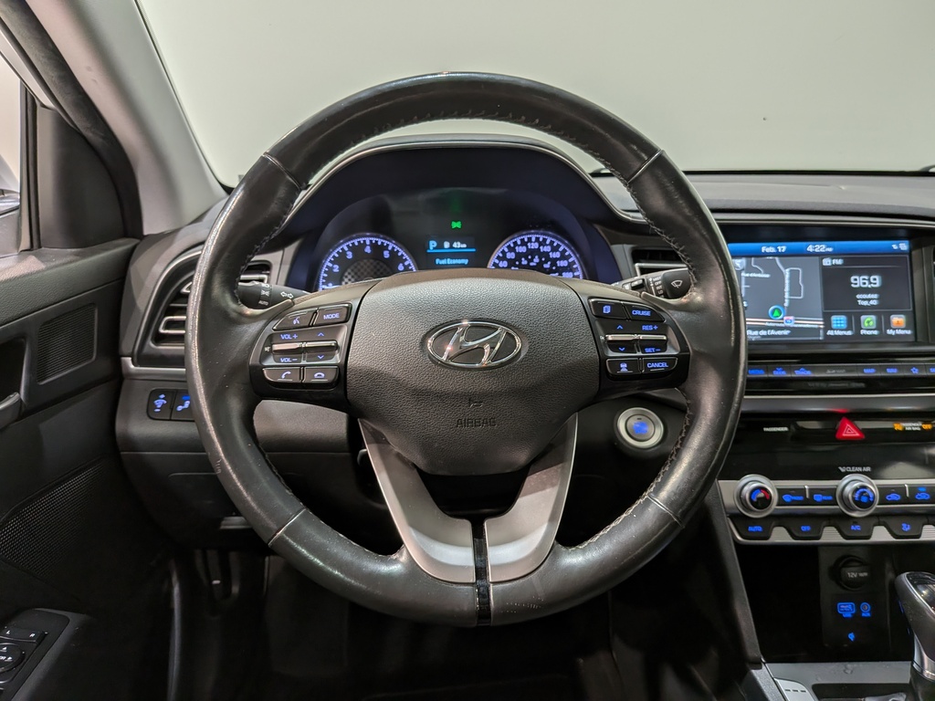 Hyundai Elantra 2020