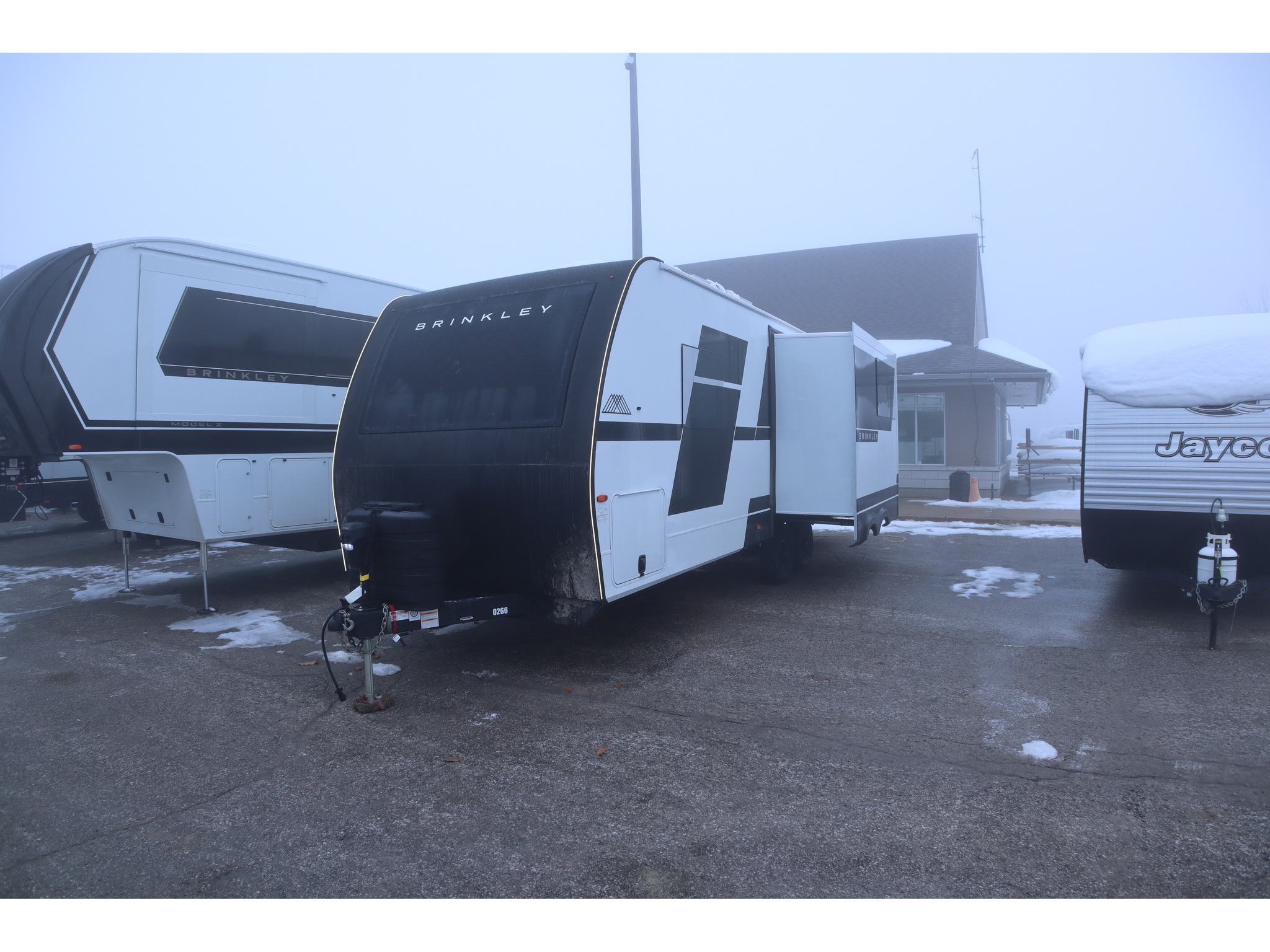 2025 Brinkley RV Model I