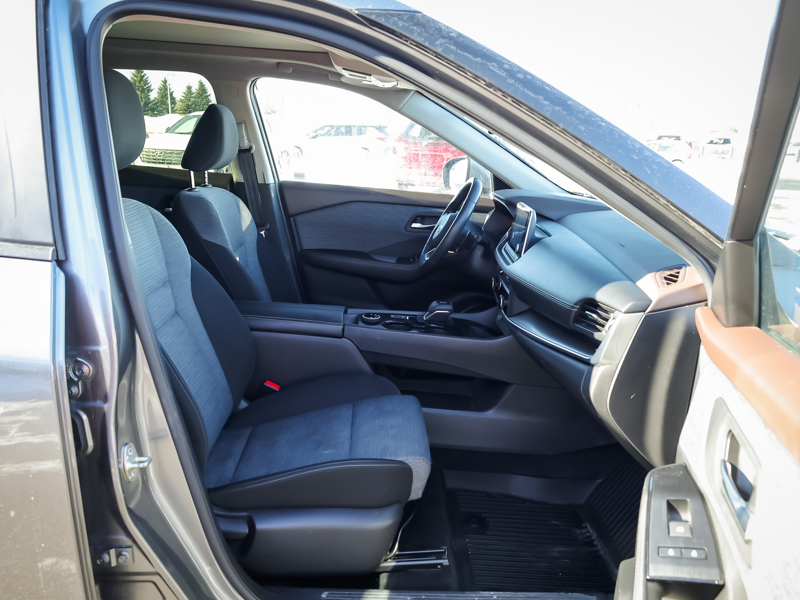 2023 Nissan Rogue - Gallery image 10