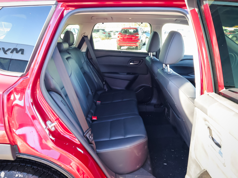 2024 Nissan Rogue - Gallery image 11