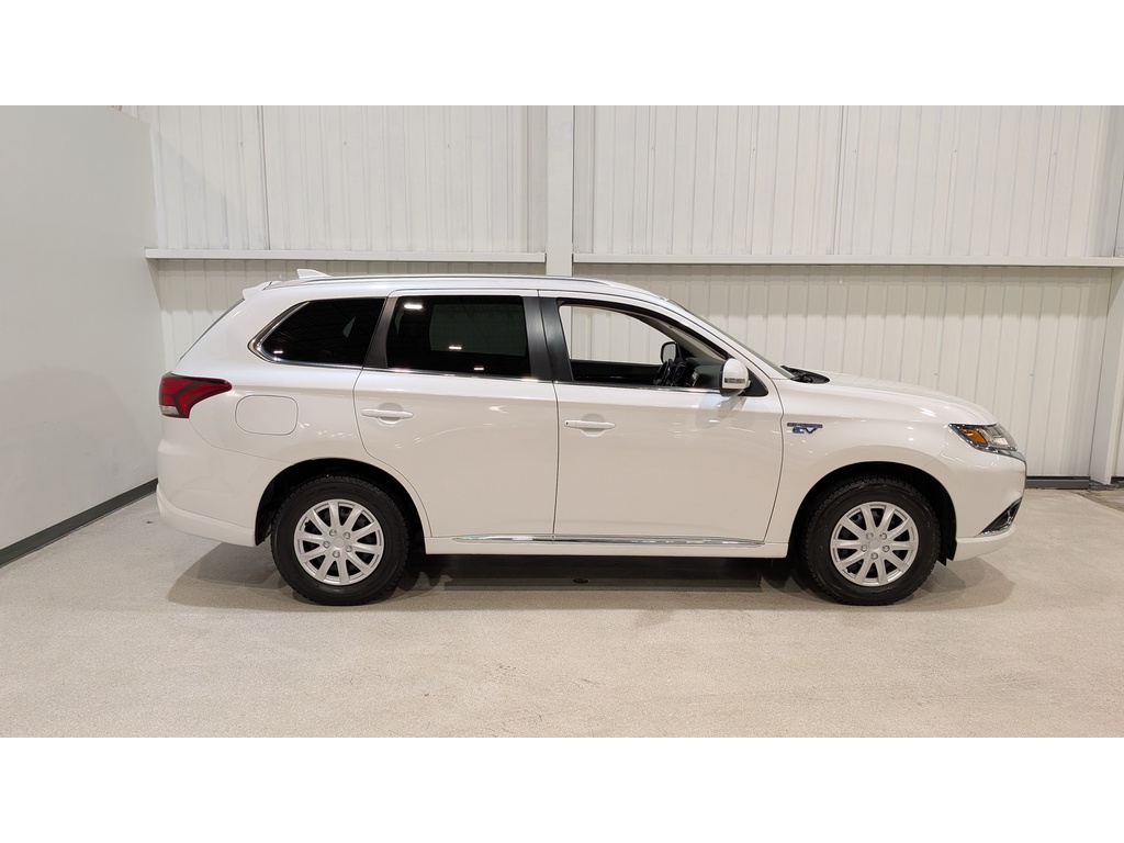 Mitsubishi Outlander PHEV 2018