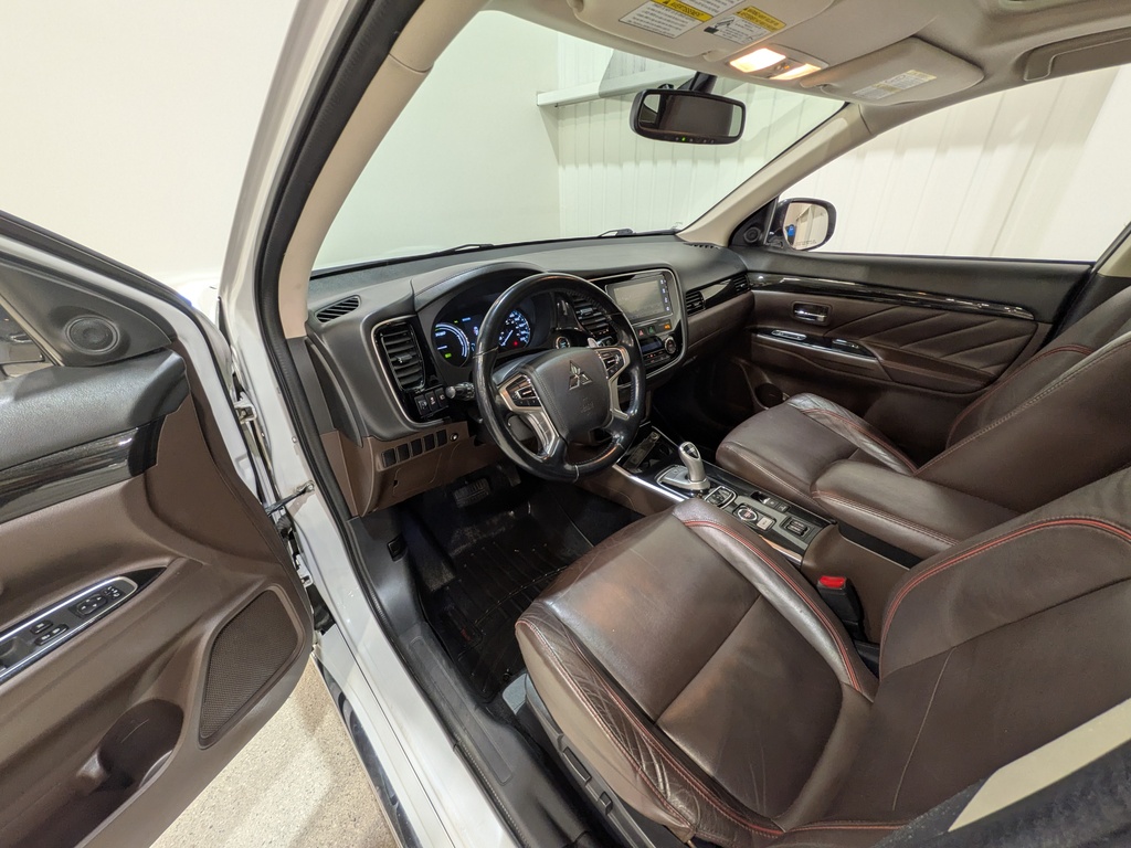 Mitsubishi Outlander PHEV 2018