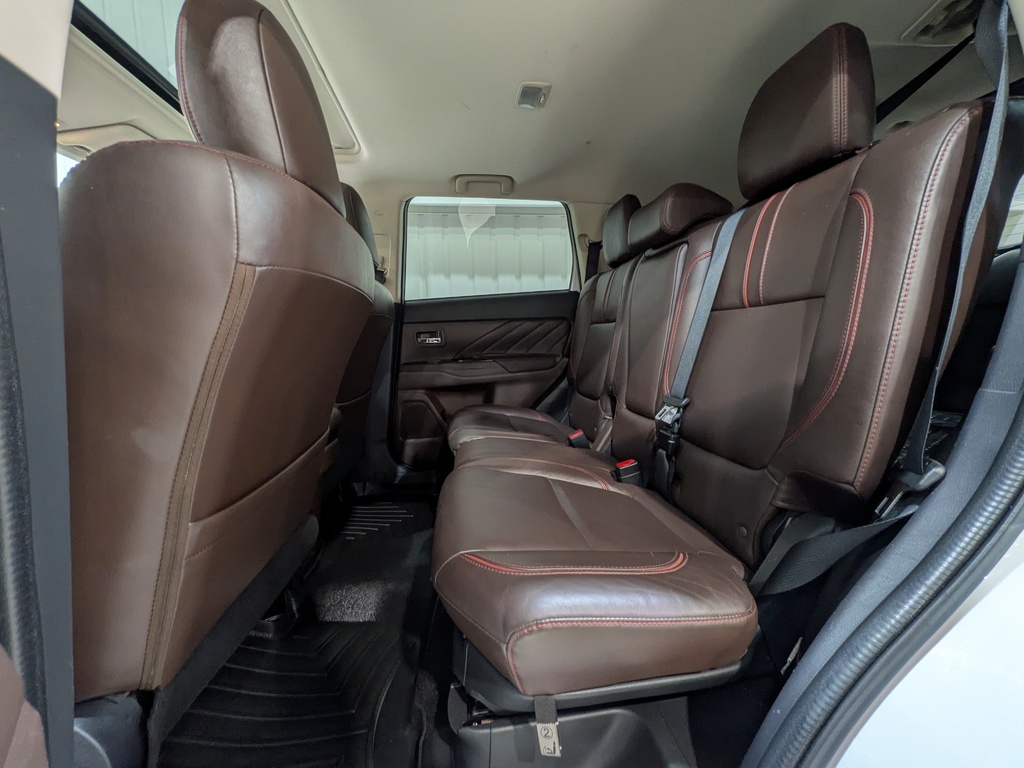 Mitsubishi Outlander PHEV 2018