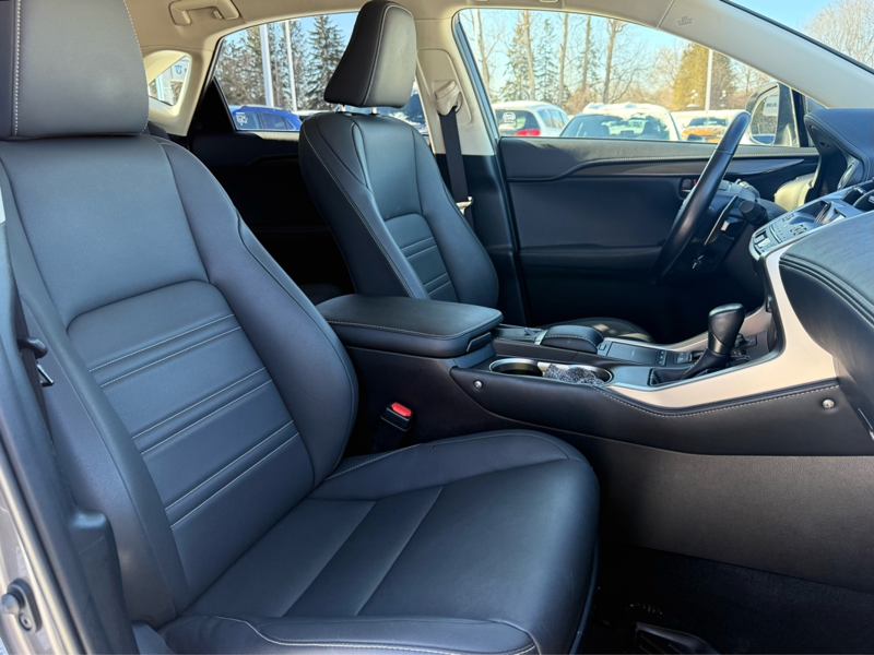 2020 Lexus NX 300h - Gallery image 22