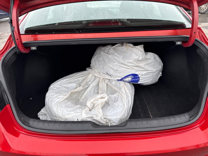 2022 Hyundai Elantra - Gallery image 9