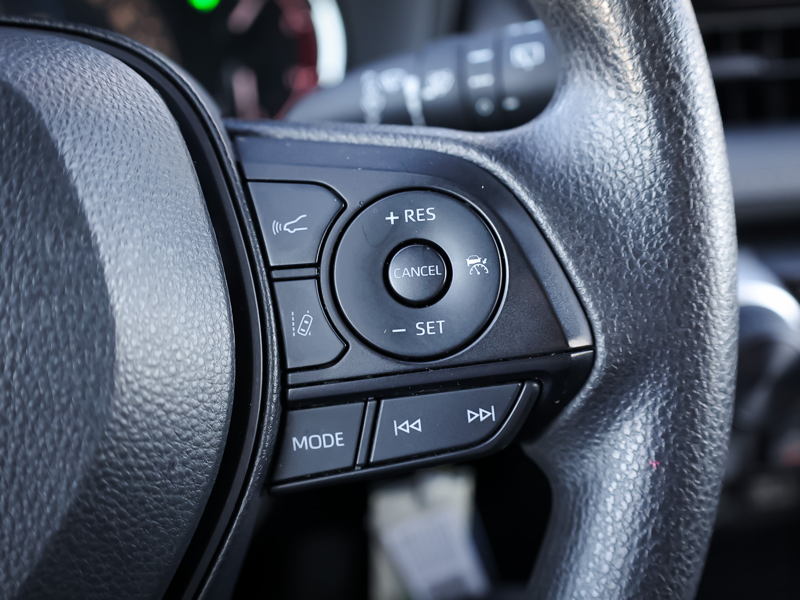 2024 Toyota RAV4 - Gallery image 17