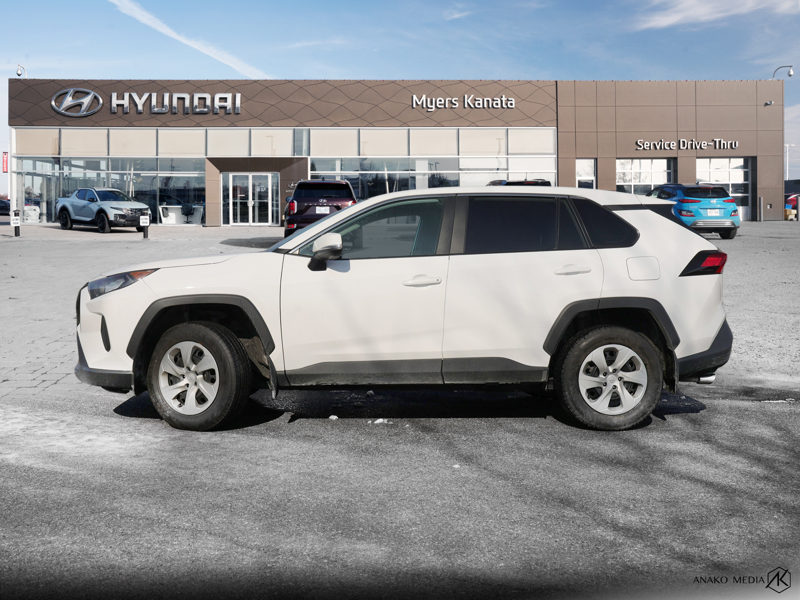 2024 Toyota RAV4 - Gallery image 4