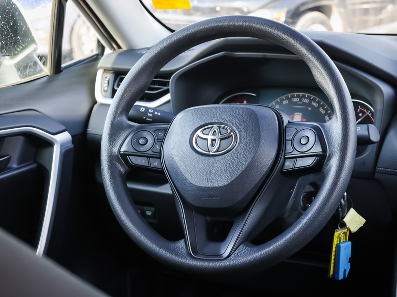 2024 Toyota RAV4 - Gallery image 13