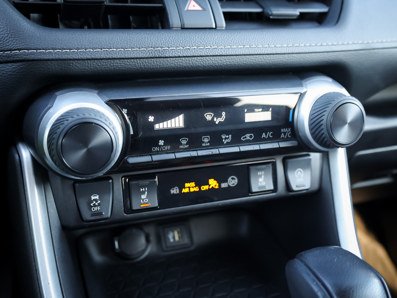 2024 Toyota RAV4 - Gallery image 21