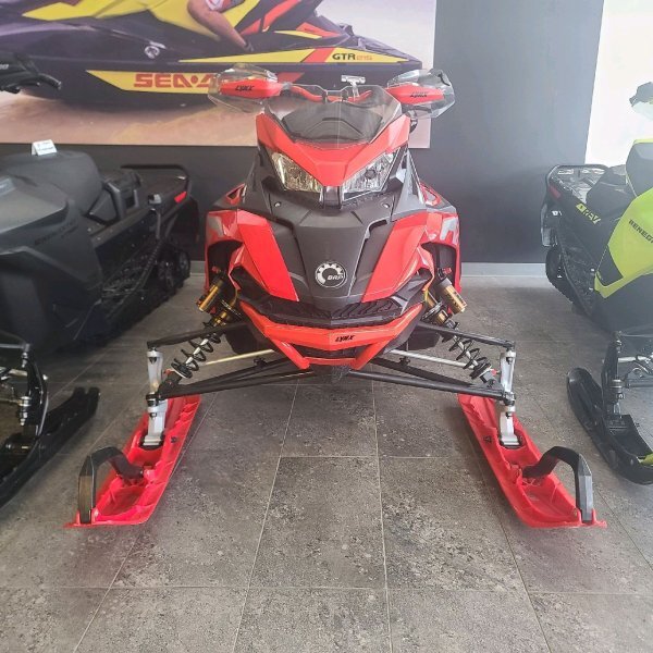 2022 Lynx RAVE RE 850 ICE XT 1.5 MS/ES R