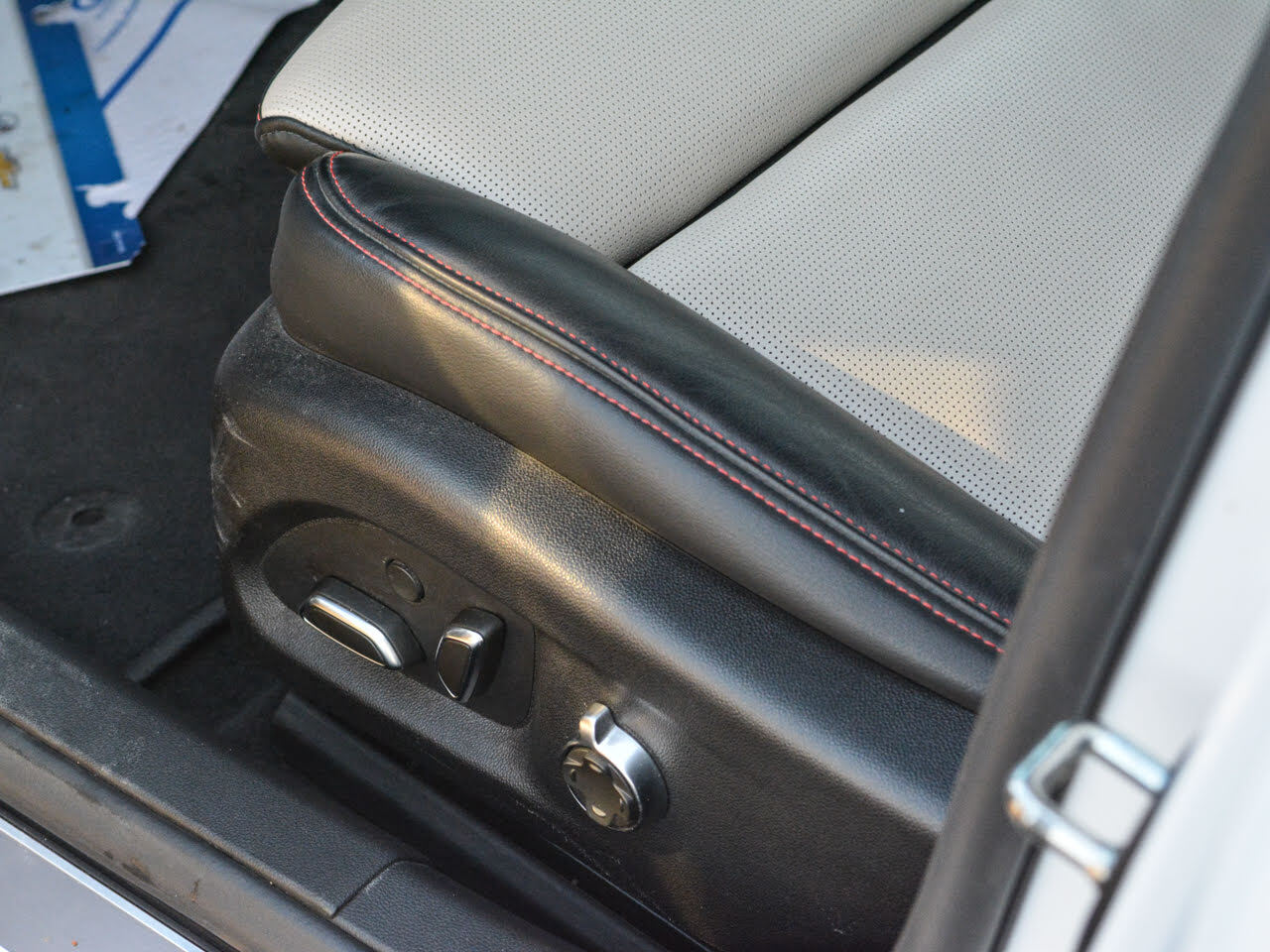 2022 Cadillac CT5 - Gallery image 12