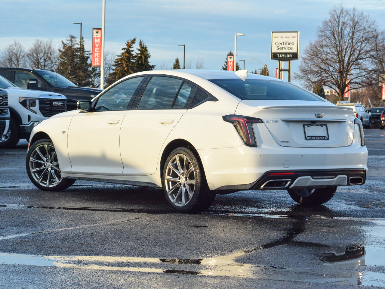 2022 Cadillac CT5 - Gallery image 3