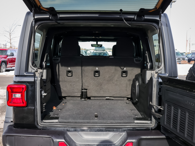 2023 Jeep Wrangler 4-Door - Gallery image 9