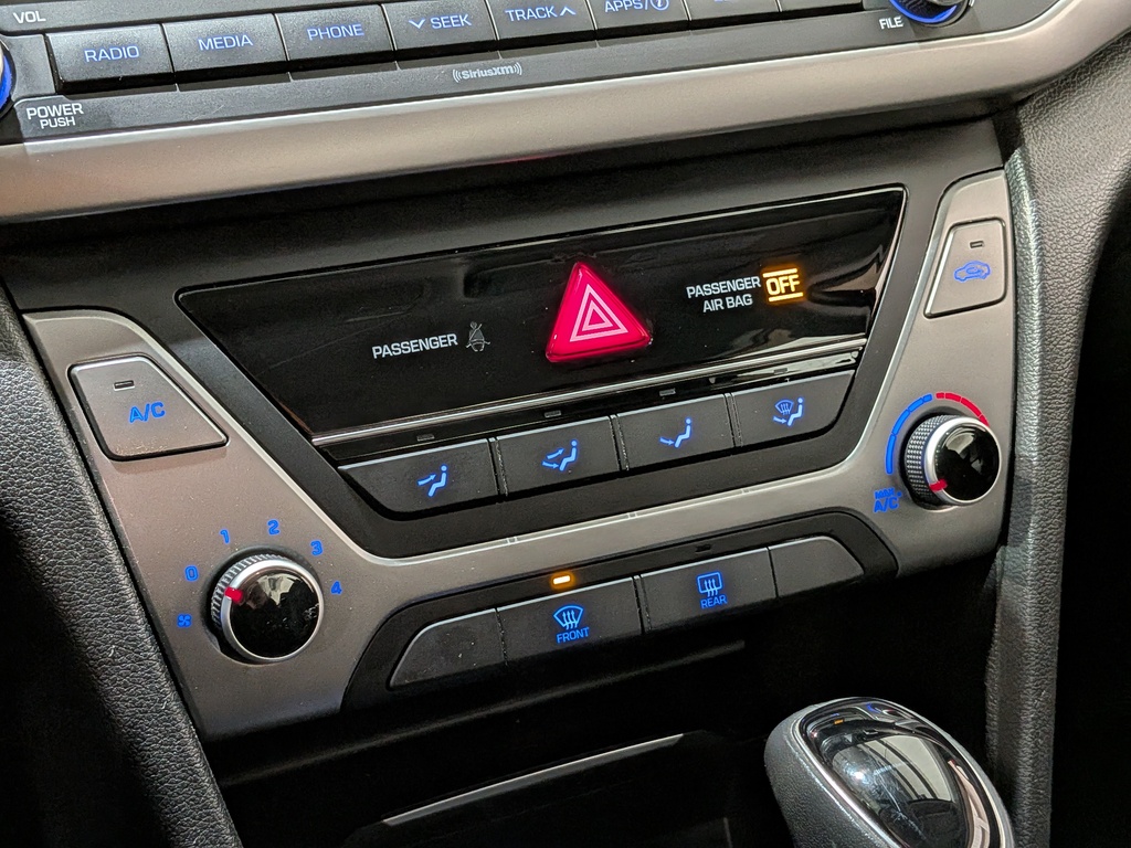 Hyundai Elantra 2017