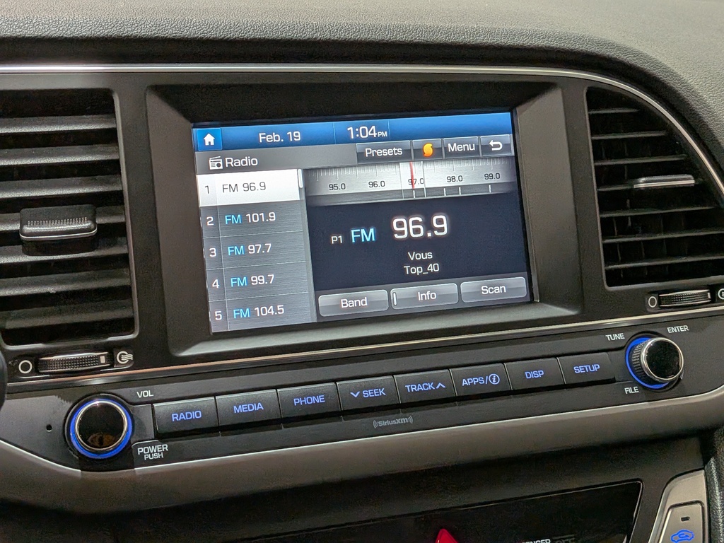 Hyundai Elantra 2017