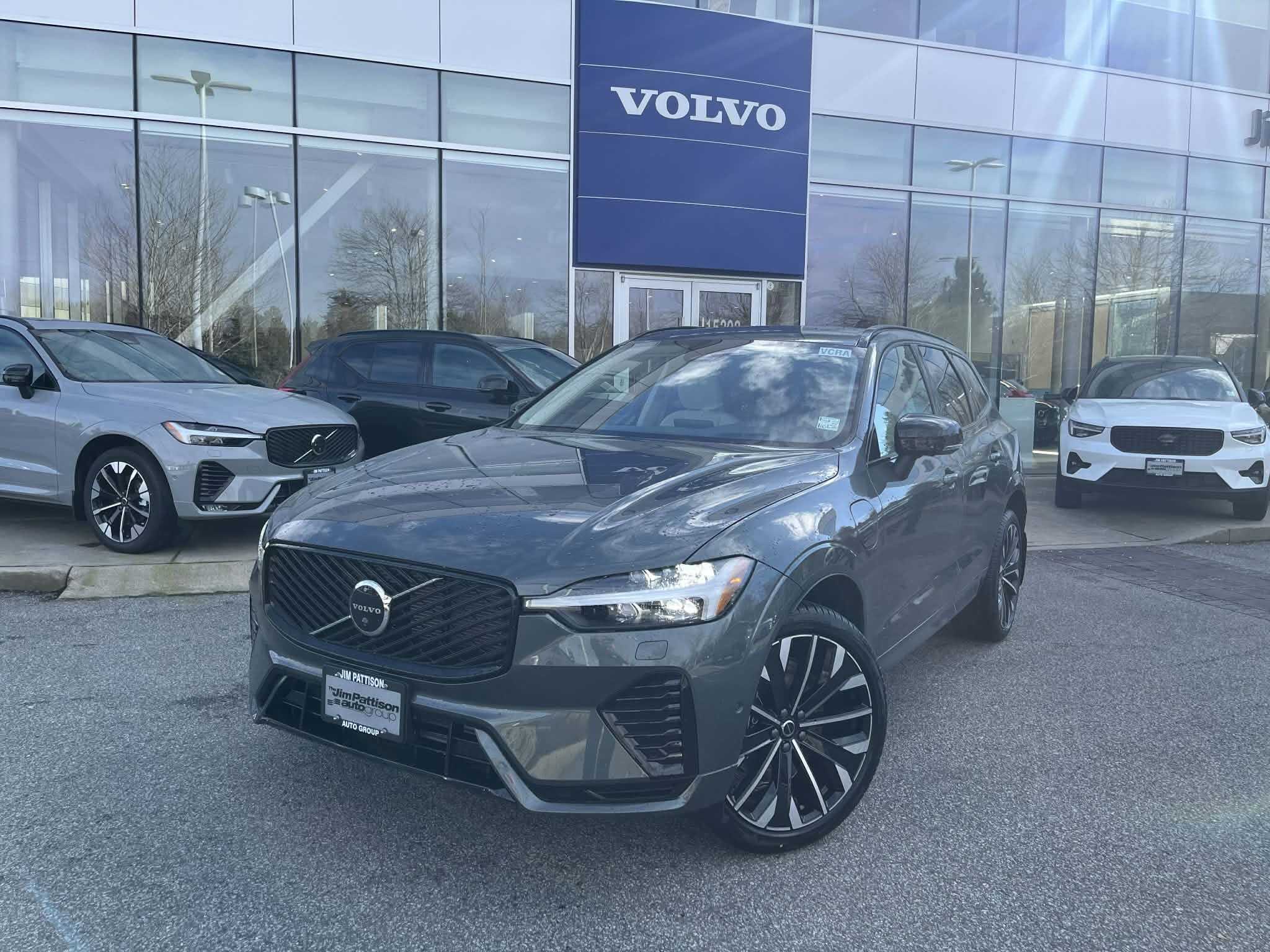 2026 Volvo XC60 Hybrid