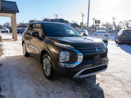 used 2024 Mitsubishi Outlander car, priced at $33,208