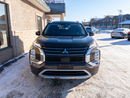 used 2024 Mitsubishi Outlander car, priced at $33,208