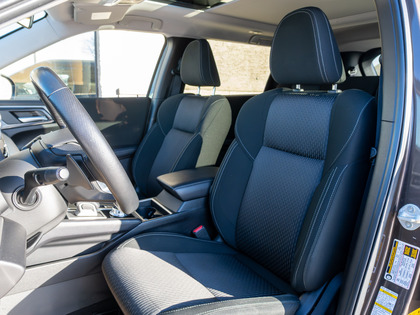 used 2024 Mitsubishi Outlander car, priced at $33,208