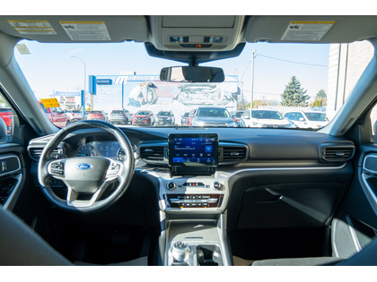 used 2022 Ford Explorer car, priced at $33,900