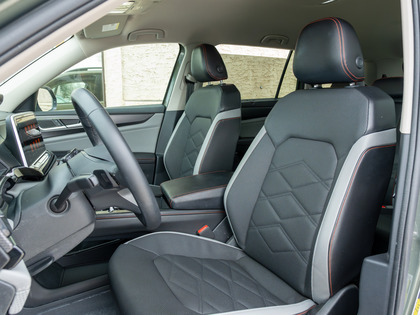 used 2024 Volkswagen Atlas car, priced at $46,520