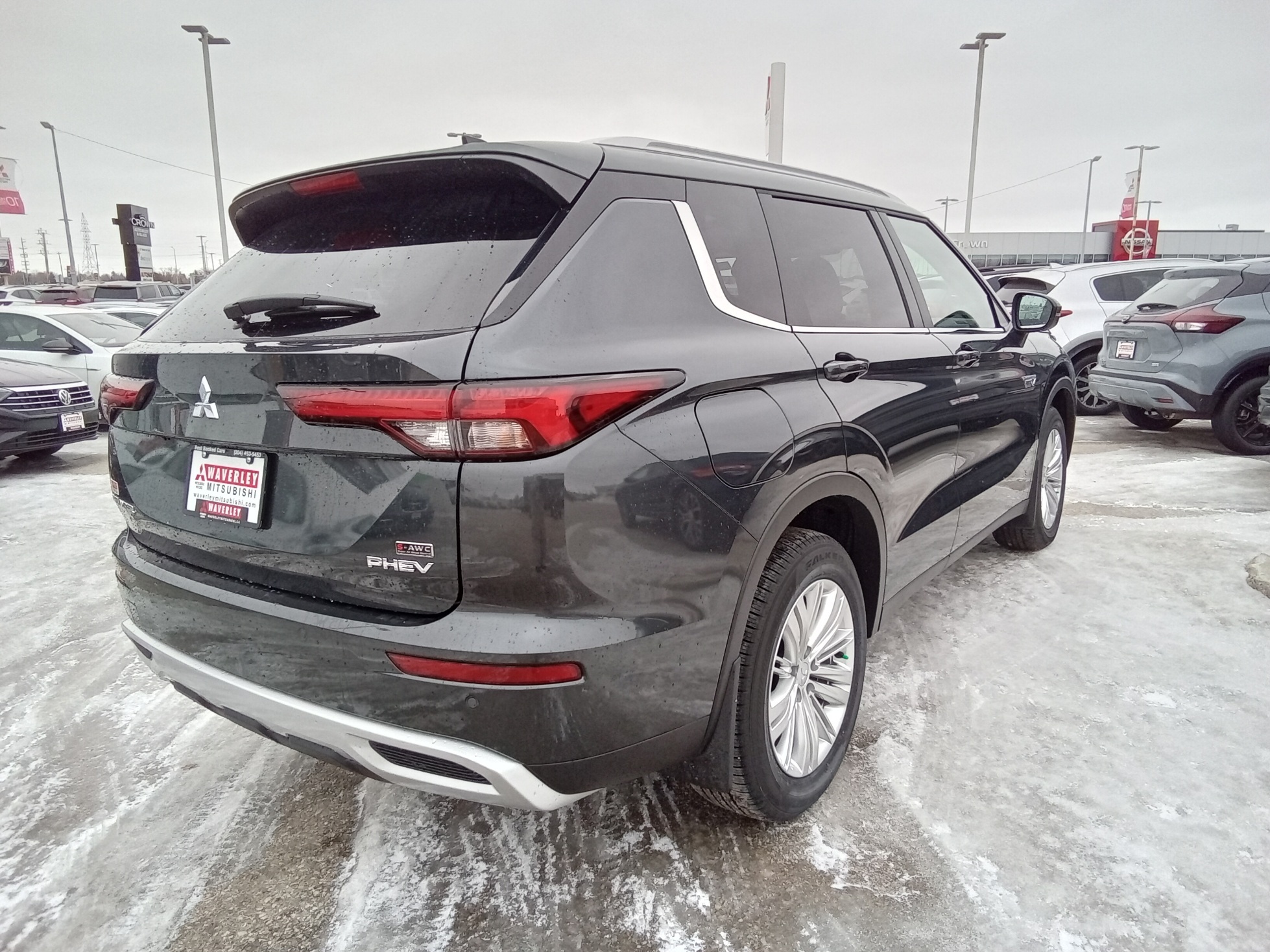 2025 Mitsubishi Outlander PHEV