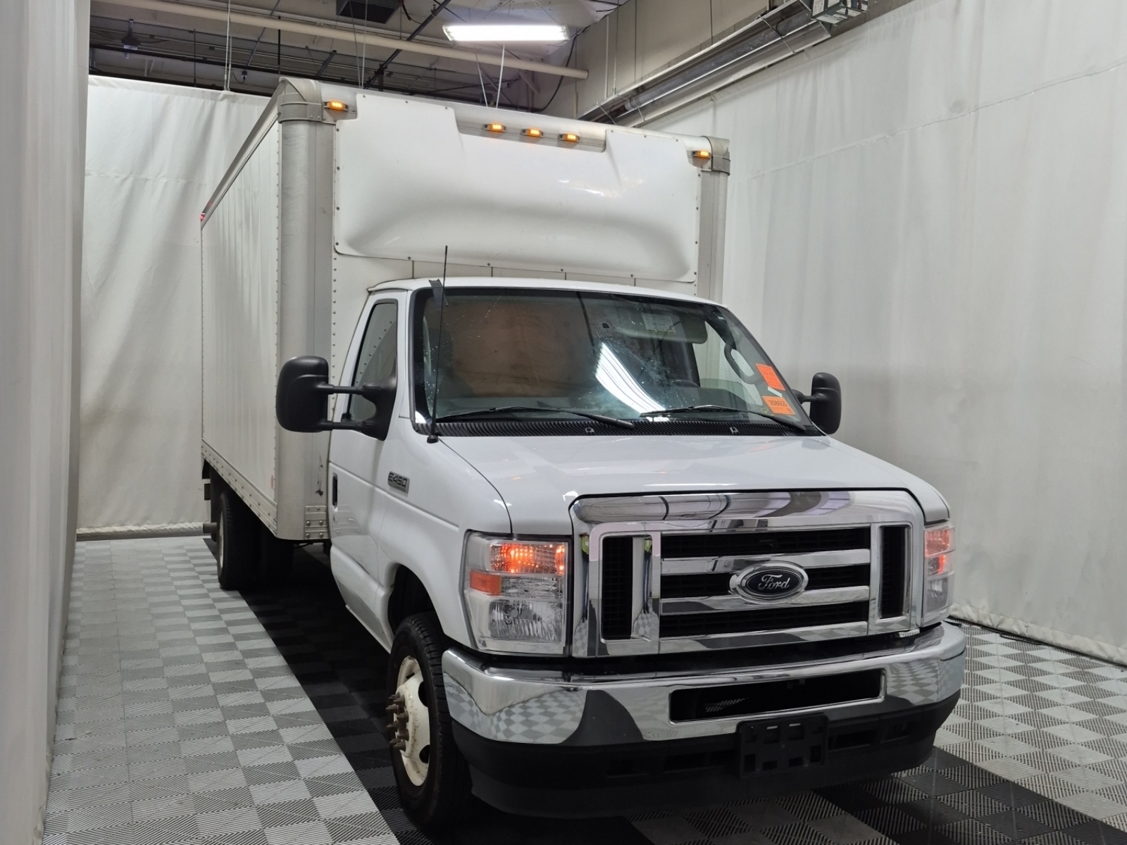 2023 Ford E-Series Cutaway