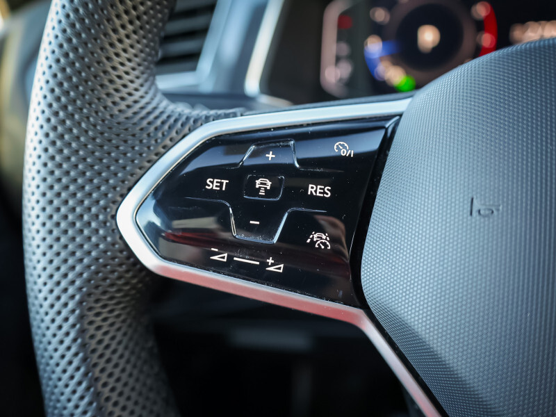 2022 Volkswagen Tiguan - Gallery image 16