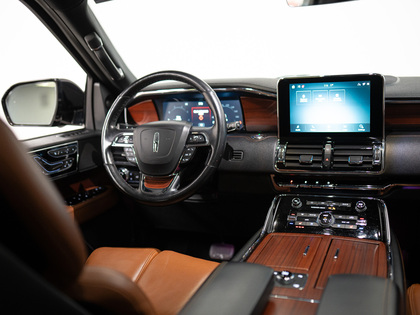 used 2021 Lincoln Navigator car, priced at $53,900