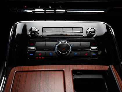 used 2021 Lincoln Navigator car, priced at $53,900