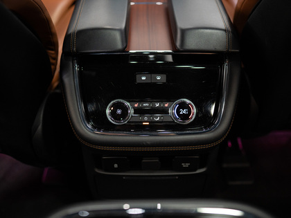 used 2021 Lincoln Navigator car, priced at $53,900