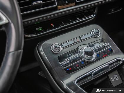 used 2021 Lincoln Nautilus car, priced at $31,990