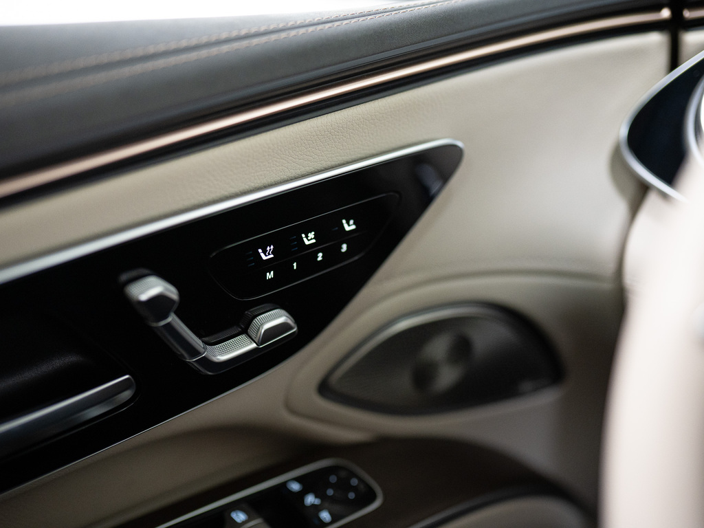 2022 Mercedes-Benz EQS 580 580   AMG PKG   PREMIUM   HUD   21 IN, 多伦多, 全款车