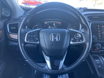 used 2017 Honda CR-V car, priced at $27,900