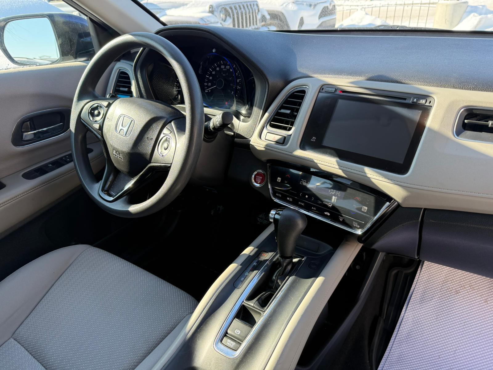 2017 Honda HR-V — view 11