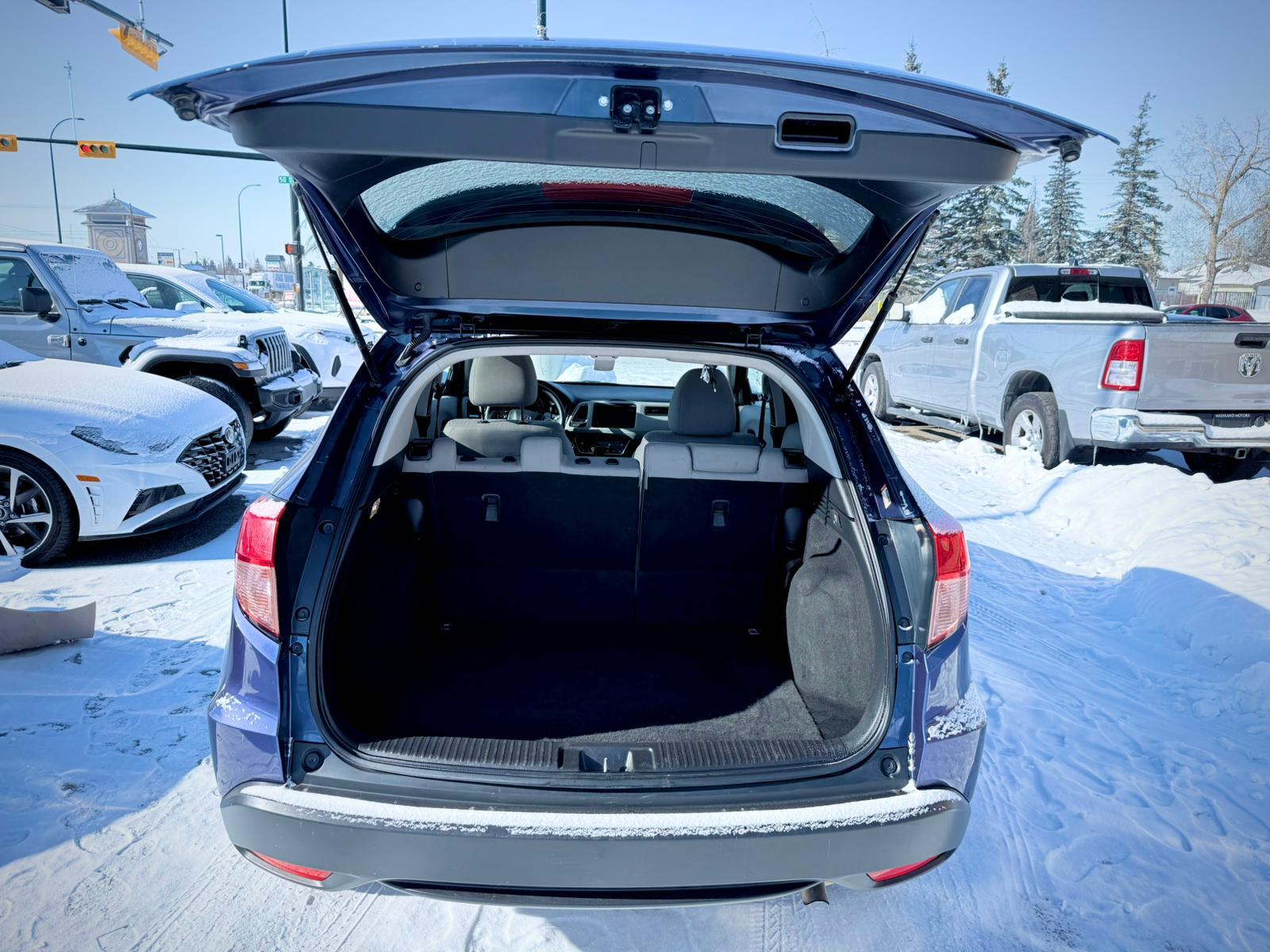 2017 Honda HR-V — view 6