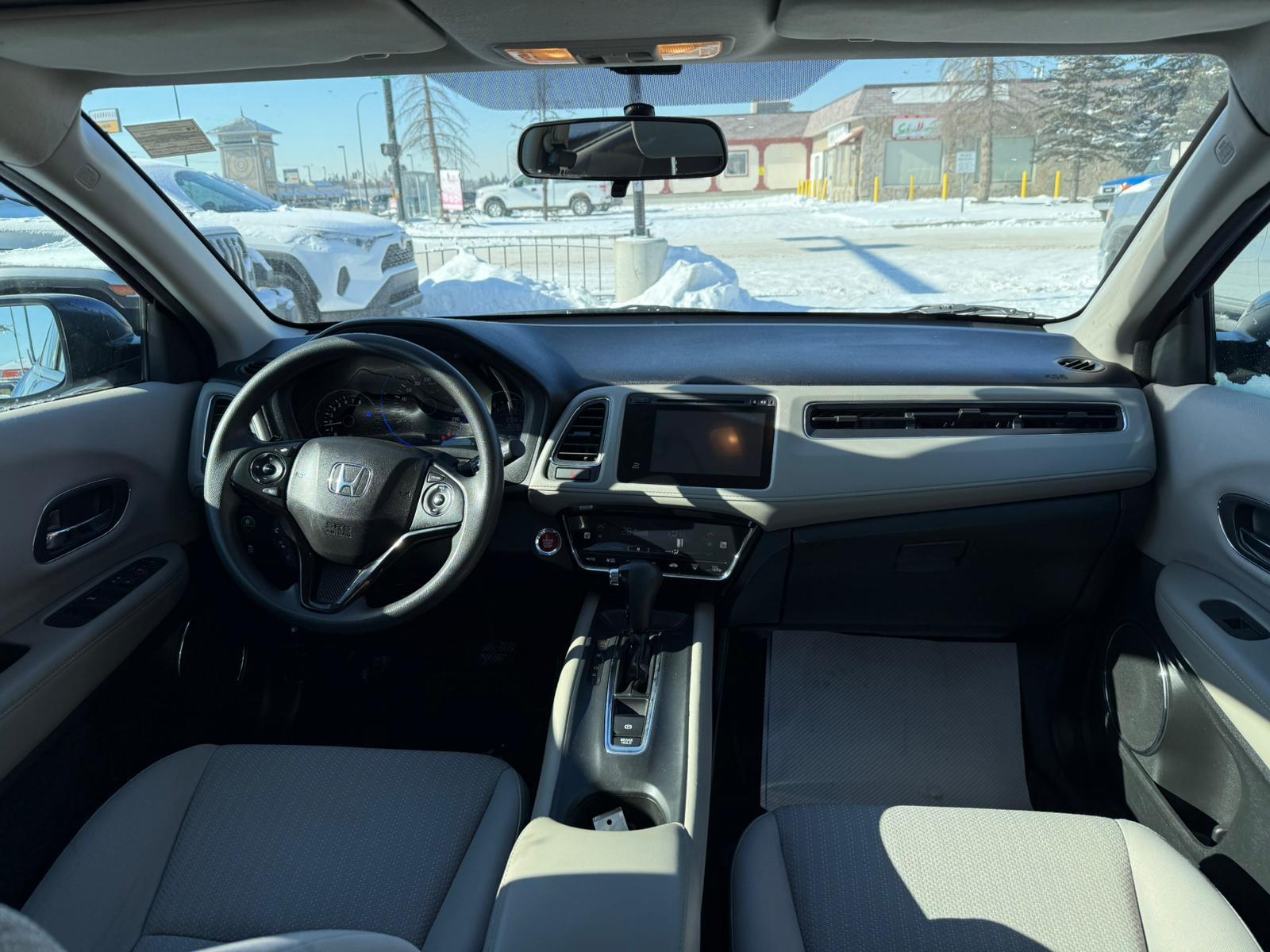 2017 Honda HR-V — view 12