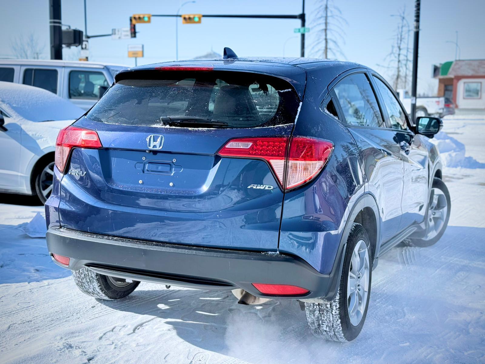 2017 Honda HR-V — view 4