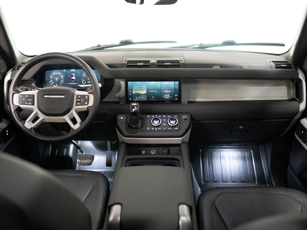 2023 Land Rover Defender 110 SE, Toronto, Cash