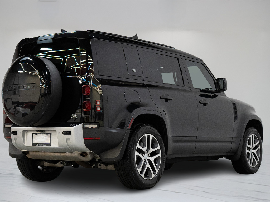2023 Land Rover Defender 110 SE, Toronto, Cash