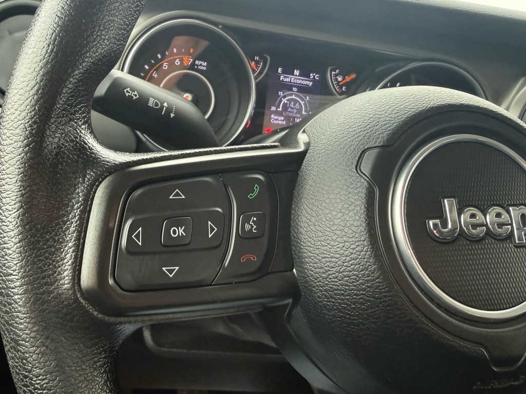 2022 Jeep Wrangler - Gallery image 15