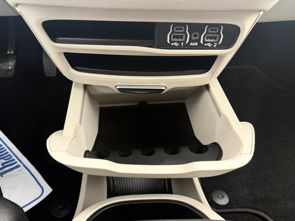 2023 Chrysler Pacifica - Gallery image 20